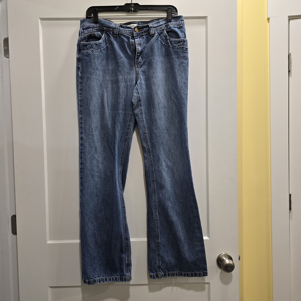 Liz & Co., Woman Jeans, Size 10, Extra stitching Around Pocket, Frayed Hem
